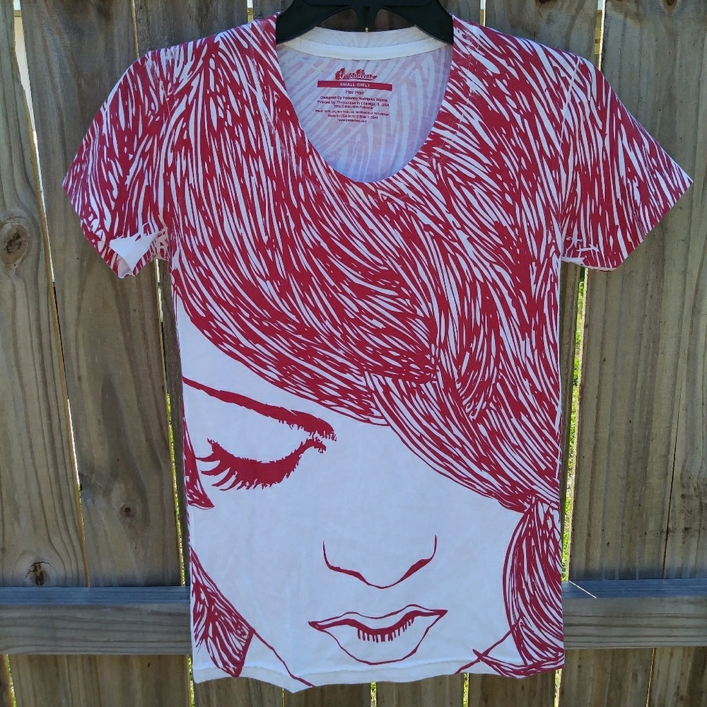 Threadless Fitted Tee